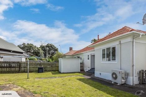 Photo of property in 173 Waiwhetu Road, Waterloo, Lower Hutt, 5011