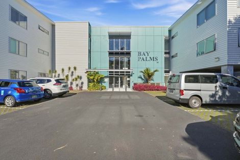 Photo of property in Bay Palms Apartments, 12/30b Bute Road, Browns Bay, Auckland, 0630