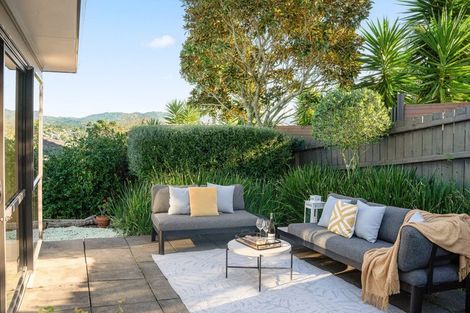 Photo of property in 18 Mckinley Road, Sunnyvale, Auckland, 0612