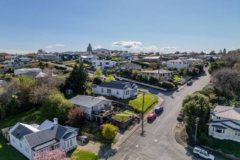 Photo of property in 16a-b Johnston Street, Gore, 9710