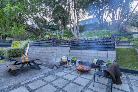 Photo of property in 19 Renown Road, Raumati South, Paraparaumu, 5032