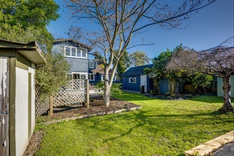 Photo of property in 810 Heretaunga Street East, Parkvale, Hastings, 4122