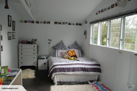 Photo of property in 50 Matua Road, Huapai, Kumeu, 0810