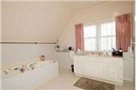 Photo of property in 10 Goldie Street, Saint Heliers, Auckland, 1071