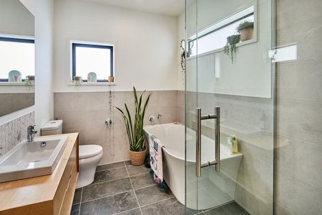 Photo of property in 1 Post Office Avenue, Berhampore, Wellington, 6023