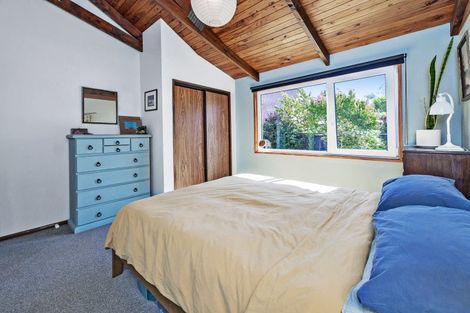 Photo of property in 16 Ensors Place, Waikuku Beach, 7402