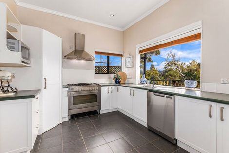 Photo of property in 6 Samwell Drive, Whitby, Porirua, 5024