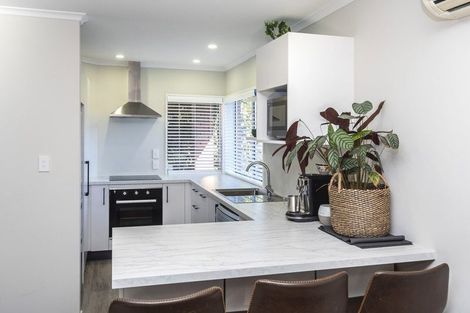 Photo of property in 2/3 Inglewood Place, Avonhead, Christchurch, 8042