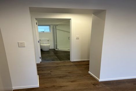 Photo of property in 8 Tableau Place, Totara Vale, Auckland, 0629