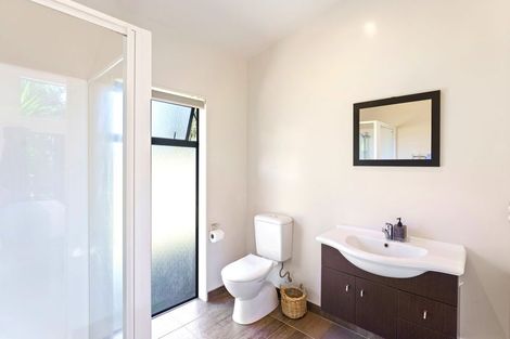 Photo of property in 24 Raukawa Road, Peka Peka, Waikanae, 5391