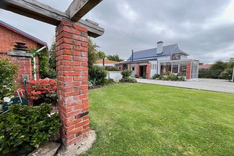 Photo of property in 6 Johnson Street, Milton, 9220