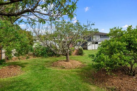 Photo of property in 25 Felgrove Street, Glendene, Auckland, 0602