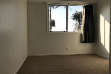 Photo of property in 1/7 Branston Avenue, Browns Bay, Auckland, 0630