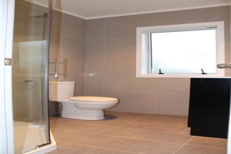 Photo of property in 30a Halver Road, Hillpark, Auckland, 2102