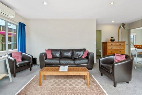 Photo of property in 2/18 Frederick Street, Two Mile Bay, Taupo, 3330