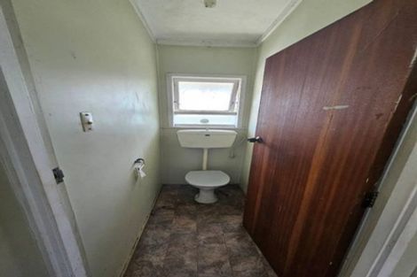 Photo of property in 1b Kay Road, Manurewa, Auckland, 2102