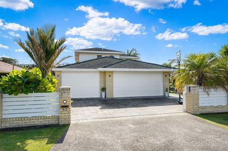 Photo of property in 43 Walton Street, Red Beach, 0932