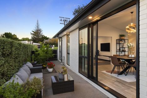 Photo of property in 1 Rongoa Maori Way, Pukekohe, 2120