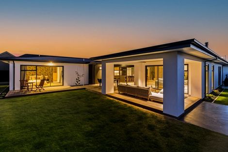 Photo of property in 19 Frank Ernest Crescent, Prebbleton, 7676