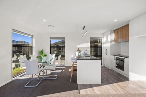 Photo of property in 1 Woodford Avenue, Woodend, 7610