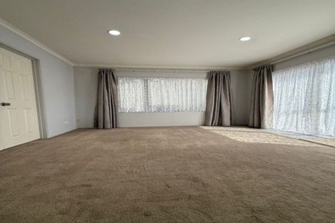 Photo of property in 54 Ridge Road, Howick, Auckland, 2014