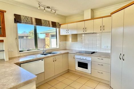 Photo of property in 10 Lewis Way, Poraiti, Napier, 4112