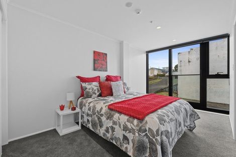 Photo of property in 12d/30 Westward Ho, Glen Eden, Auckland, 0602