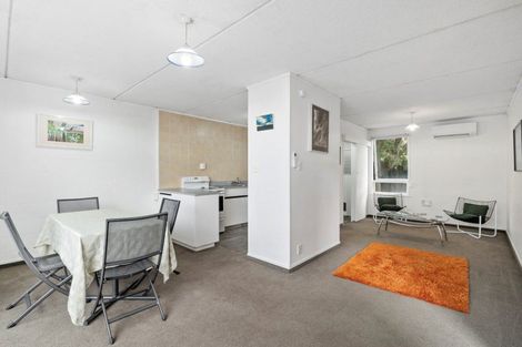 Photo of property in 2/18 Carnot Street, Glenholme, Rotorua, 3010