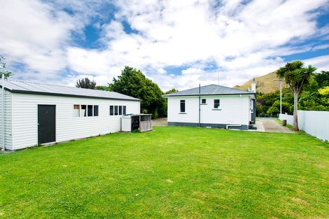 Photo of property in 22 Hooper Street, Tamarau, Gisborne, 4010