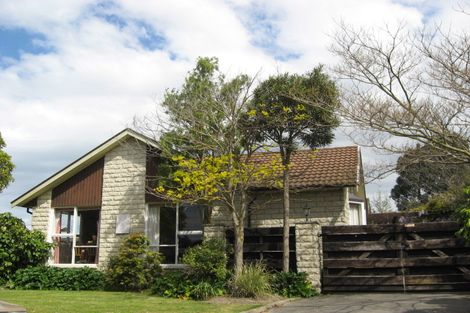 Photo of property in 10 Simon Place, Woodend, 7610