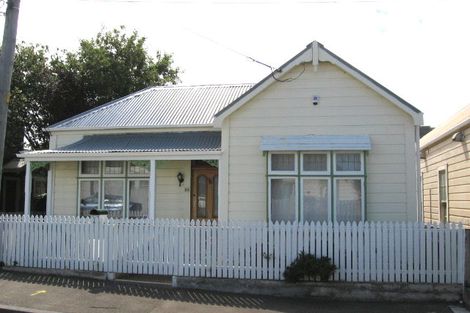 Photo of property in 19 Green Street, Newtown, Wellington, 6021