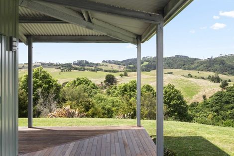 Photo of property in 490 Ararimu Road, Ramarama, Drury, 2579