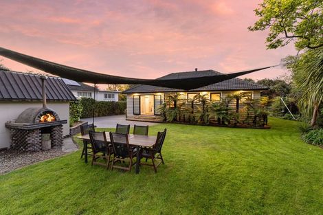 Photo of property in 122 Riverlaw Terrace, Saint Martins, Christchurch, 8022