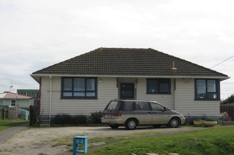 Photo of property in 53 Matipo Street, Castlecliff, Whanganui, 4501