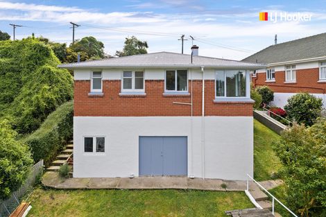 Photo of property in 165 Easther Crescent, Kew, Dunedin, 9012