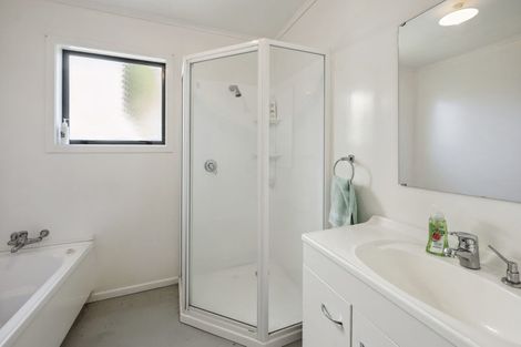 Photo of property in 33 Turangitukua Terrace, Kuratau, Turangi, 3381