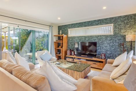 Photo of property in 7 Gregory Grove, Clive, 4102