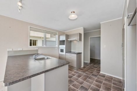 Photo of property in 53 Resthill Crescent, Glenview, Hamilton, 3206