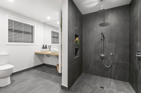 Photo of property in 4 Harding Drive, Papamoa Beach, Papamoa, 3118