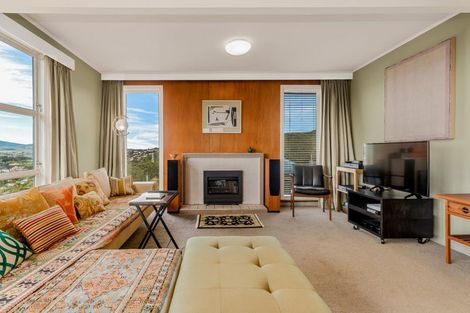 Photo of property in 2 Zetland Street, Highbury, Wellington, 6012