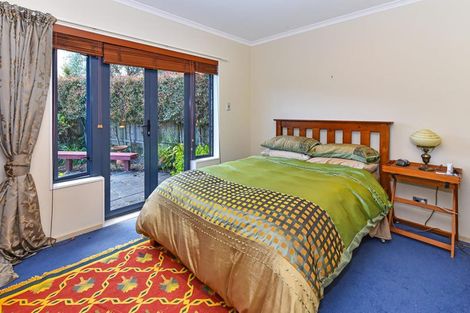Photo of property in 6 Dawood Place, The Gardens, Auckland, 2105