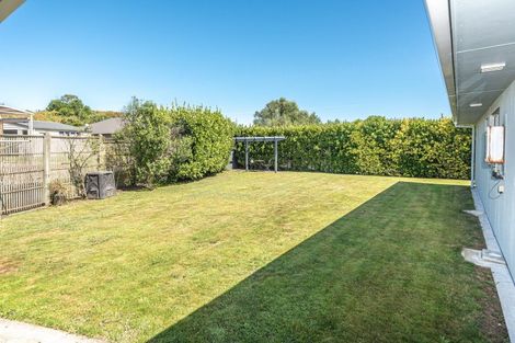Photo of property in 18 Golf Vue Place, Castlecliff, Whanganui, 4501