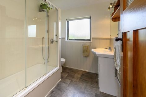 Photo of property in 76 Brooklands Road, Brooklands, New Plymouth, 4310