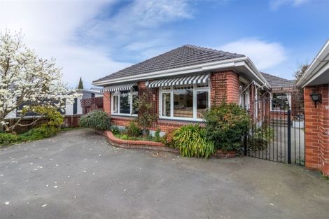 Photo of property in 161 Ilam Road, Ilam, Christchurch, 8041