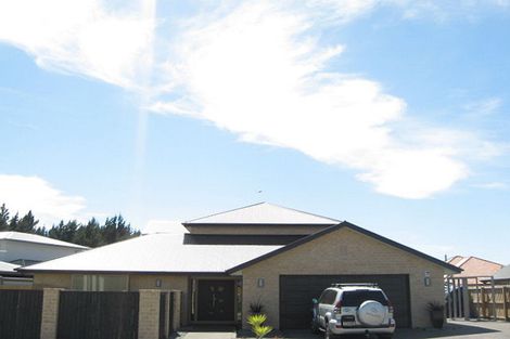 Photo of property in 74 Eastwood Rise, Waimairi Beach, Christchurch, 8083