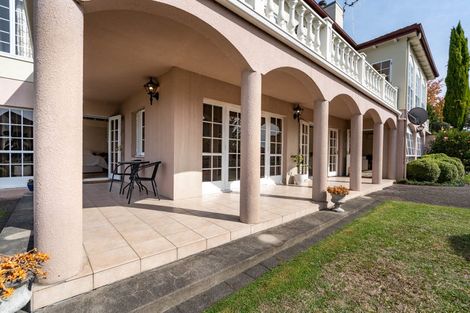 Photo of property in 145a Clarence Street, Hamilton Lake, Hamilton, 3204