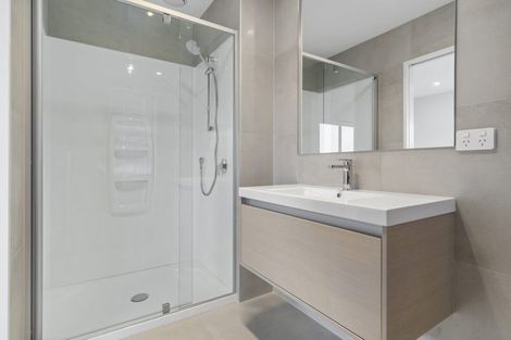 Photo of property in 18 Gosper Road, Takanini, 2112