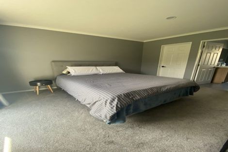 Photo of property in 8 Marlon Lane, East Tamaki, Auckland, 2016