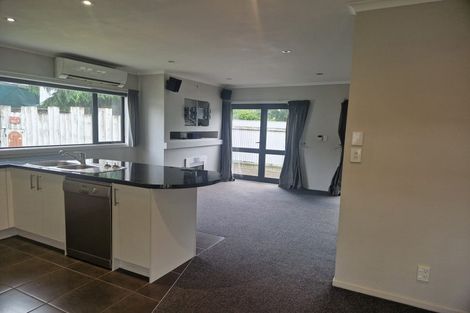 Photo of property in 35 Wilford Street, Wallaceville, Upper Hutt, 5018