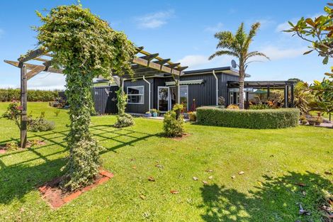 Photo of property in 193 Ackworth Road, Lepperton, New Plymouth, 4373